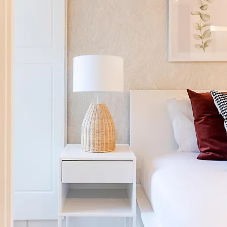 Wonderful Duplex W Private Patio & Ac By Lovelystay Apartment