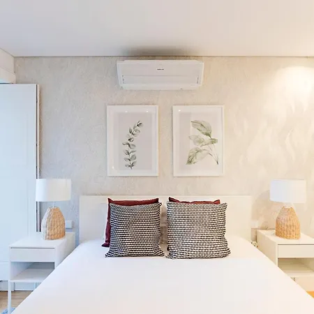 Wonderful Duplex W Private Patio & Ac By Lovelystay